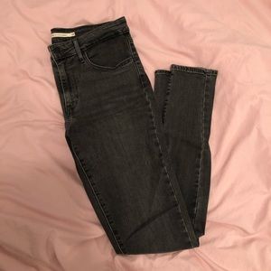 LEVI 721 Skinny- Grey Size 28
